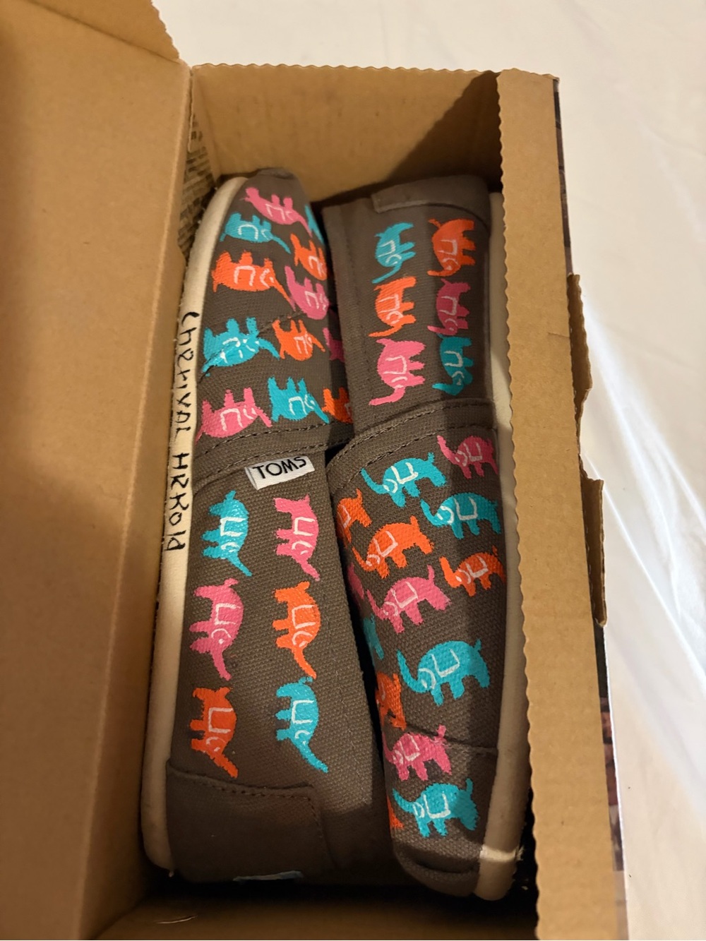 Toms Brown Canvas Slip-Ons with Pink, Teal & Orange Elephant Printd  Size 7 NIB